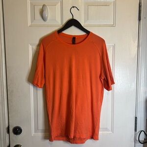 Lululemon Mens Metal Vent Tech Short Sleeve Shirt, Orange, Size Large